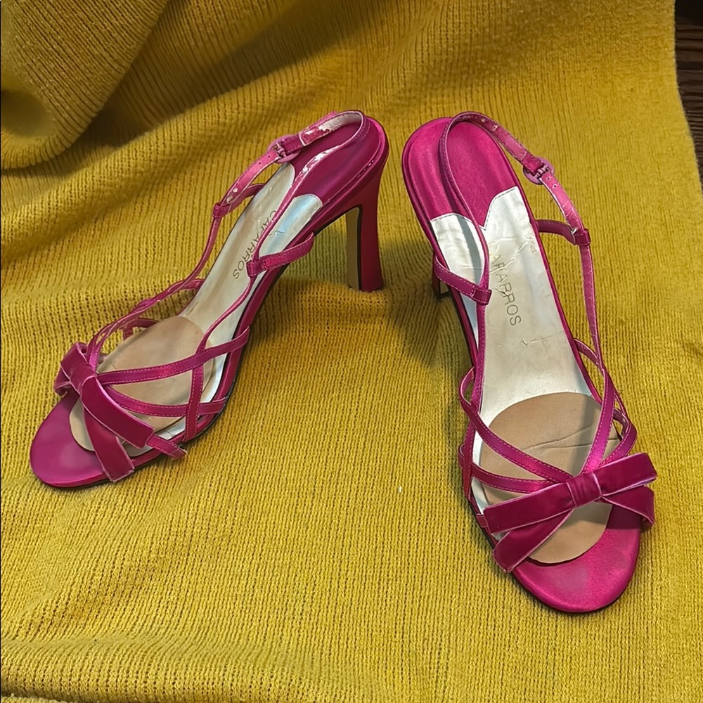 Vintage caparros strappy heel EUC